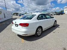 2015 Volkswagen Jetta - Photo 4