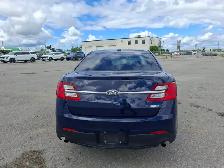 2017 Ford Taurus - Photo 6