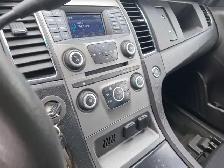 2017 Ford Taurus - Photo 12