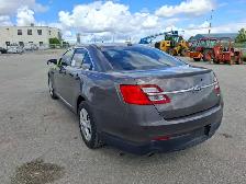 2013 Ford Taurus - Photo 7