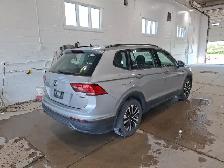 2022 Volkswagen Tiguan - Photo 4