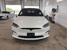2023 Tesla Model X - Photo 2