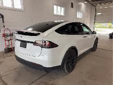 2023 Tesla Model X - Photo 4