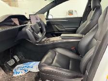 2023 Tesla Model X - Photo 8