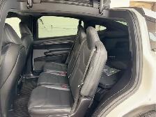 2023 Tesla Model X - Photo 12