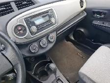 2013 Toyota Yaris - Photo 12