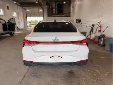 2022 Hyundai ELANTRA - Photo 5