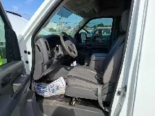 2017 Nissan NV - Photo 10