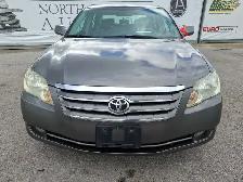 2005 Toyota Avalon - Photo 2