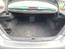 2005 Toyota Avalon - Photo 19