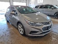 2018 Chevrolet Cruze - Photo 3