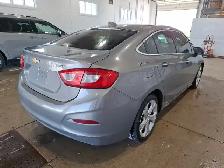 2018 Chevrolet Cruze - Photo 4