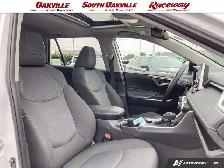 2025 Toyota RAV4 | AWD | HYBRID | JUST TRADED IN | CLEAN CARFAX - Photo 22