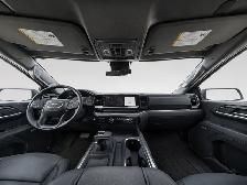 2024 GMC Sierra 1500 SLT CREW CAB 4X4 - Photo 10