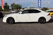 2016 Lexus IS - Photo 5