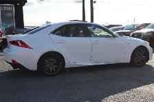 2016 Lexus IS - Photo 8