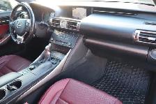 2016 Lexus IS - Photo 13