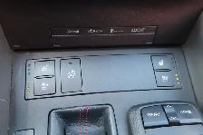 2016 Lexus IS - Photo 28