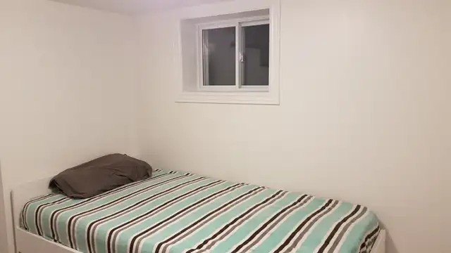 Private Room for Rent-Scarborough-Victoria Park Sub-October 1st