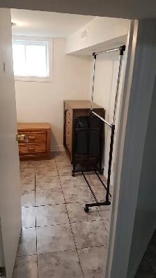 Private Room for Rent-Scarborough-Victoria Park Sub-October 1st - Photo 4