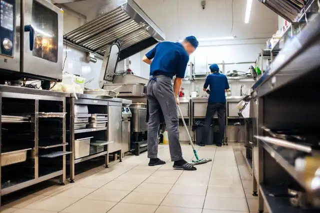 RESTAURANT CLEANER NEEDED