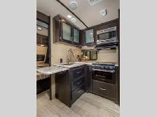 2018 Grand Design Imagine 2400BH - Photo 62