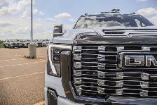 2026 GMC Sierra 3500HD Denali Ultimate | 3in Cognito Lift | Fox - Photo 11