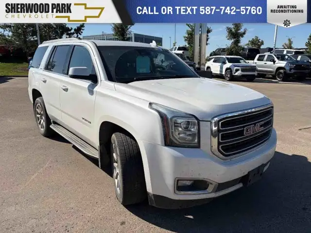2017 GMC Yukon SLT 5.3L | Rear Media