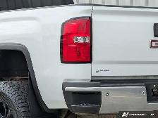 2018 GMC Sierra 3500HD - Photo 9