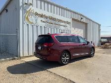 2017 Chrysler Pacifica Limited 7 Passenger | Command Start | Pow - Photo 5