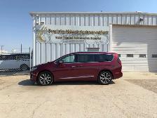 2017 Chrysler Pacifica Limited 7 Passenger | Command Start | Pow - Photo 8