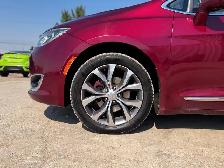 2017 Chrysler Pacifica Limited 7 Passenger | Command Start | Pow - Photo 10