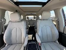2017 Chrysler Pacifica Limited 7 Passenger | Command Start | Pow - Photo 20