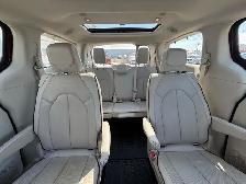 2017 Chrysler Pacifica Limited 7 Passenger | Command Start | Pow - Photo 29