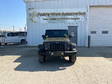 2016 Jeep Wrangler Sahara 4WD | Power Lock | Heated Seats - Photo 2