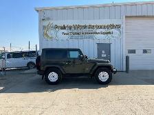 2016 Jeep Wrangler Sahara 4WD | Power Lock | Heated Seats - Photo 3