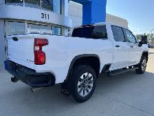 2024 Chevrolet Silverado 2500HD Custom - Photo 2
