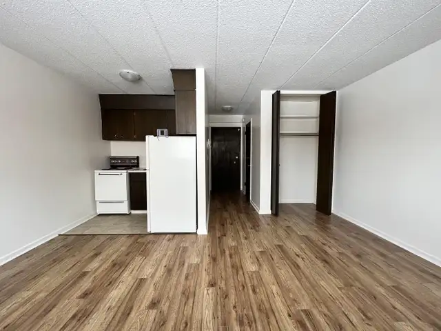 Sands - Bachelor Apartment for Rent