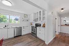 3 BEDROOMS - FULLY FURNISHED ALL UTILITIES INCLUDED - Photo 3