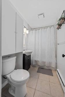 3 BEDROOMS - FULLY FURNISHED ALL UTILITIES INCLUDED - Photo 6