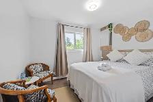 3 BEDROOMS - FULLY FURNISHED ALL UTILITIES INCLUDED - Photo 10