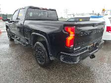 2024 Chevrolet Silverado 2500 LTZ PLUS|DIESEL|Z71|COOLED SEATS|L - Photo 3