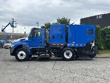 2013 International DuraStar 4300 Schwarze Industries Street Swee - Photo 6