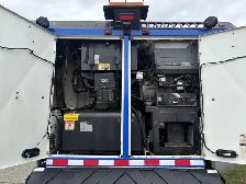 2013 International DuraStar 4300 Schwarze Industries Street Swee - Photo 13