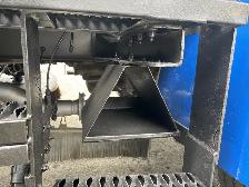 2013 International DuraStar 4300 Schwarze Industries Street Swee - Photo 19