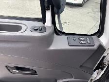 2013 International DuraStar 4300 Schwarze Industries Street Swee - Photo 29