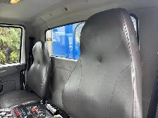 2013 International DuraStar 4300 Schwarze Industries Street Swee - Photo 31