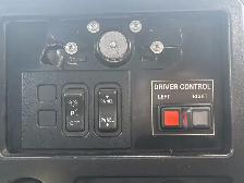 2013 International DuraStar 4300 Schwarze Industries Street Swee - Photo 64