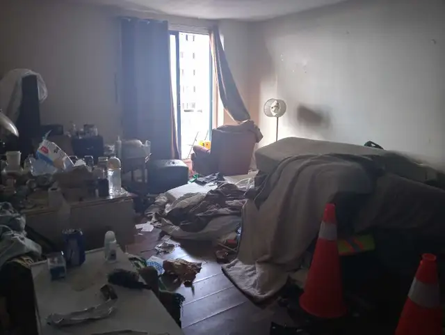 ANYONE AVAILABLE TO CLEAN A ROOM TODAY? $25/HR CASH