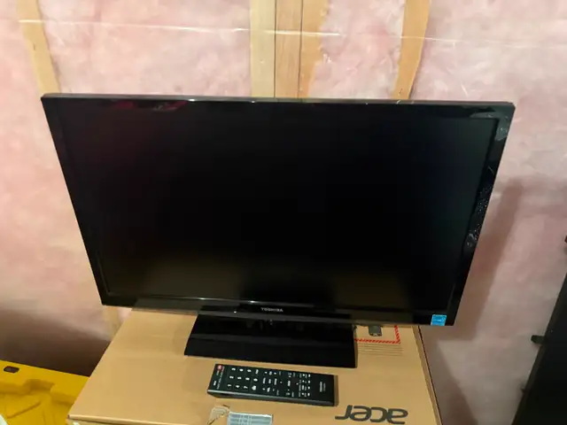 Toshiba 24L4200U 24-Inch 1080p LED TV